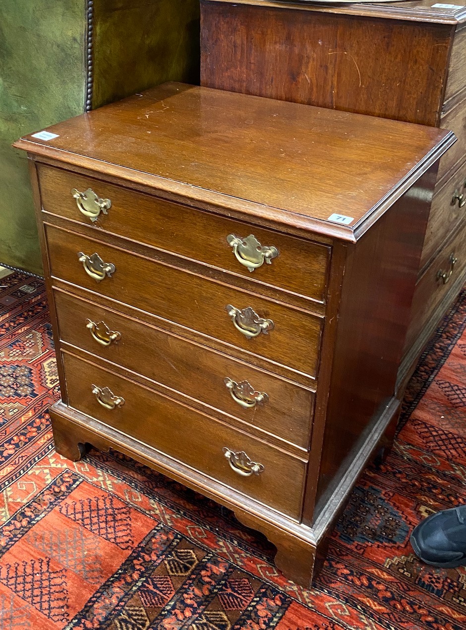 A small George III style mahogany chest of drawers, width 67cm, depth 48cm, height 79cm